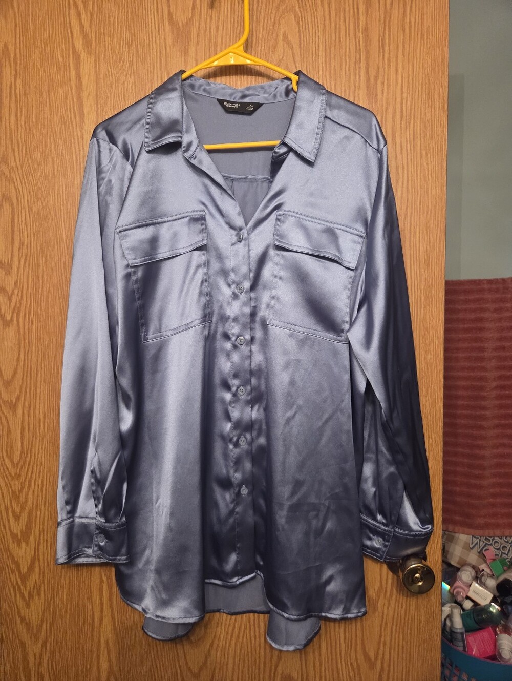 Women's Vera Wang Blue Silky Button Down Shirt Size extra Large